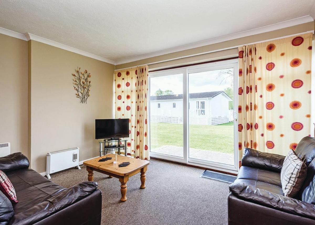 Hotel Broadlands Park And Marina Pakefield Pokoj fotografie