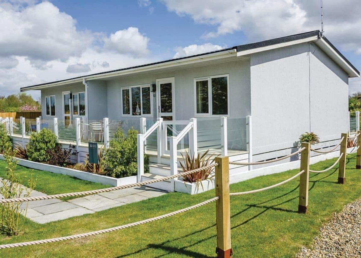 Hotel Broadlands Park And Marina Pakefield Exteriér fotografie